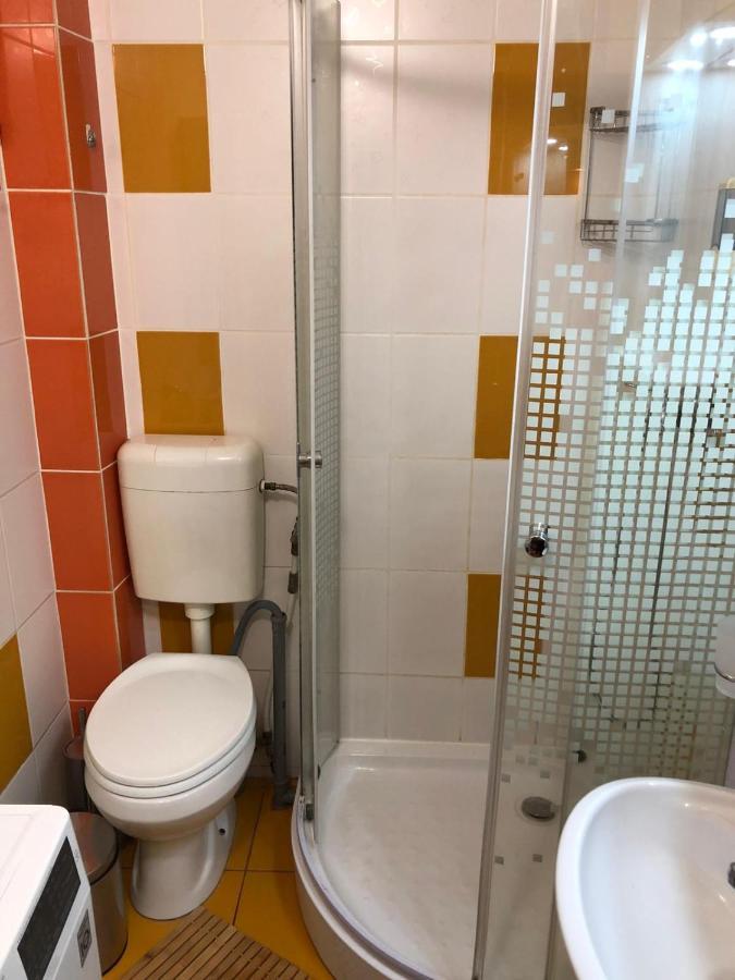 بوخارست Romancierilor Studio With Self Check In المظهر الخارجي الصورة